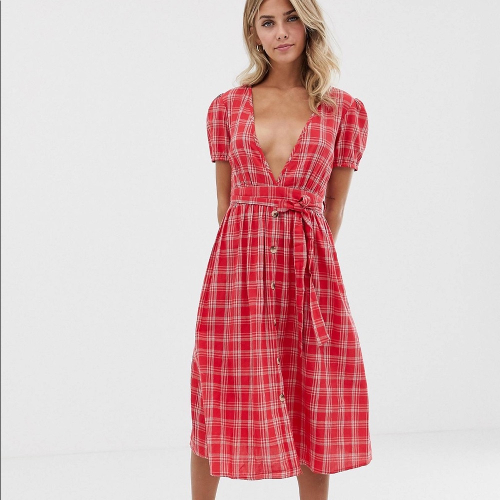 Plaid low cut day dress